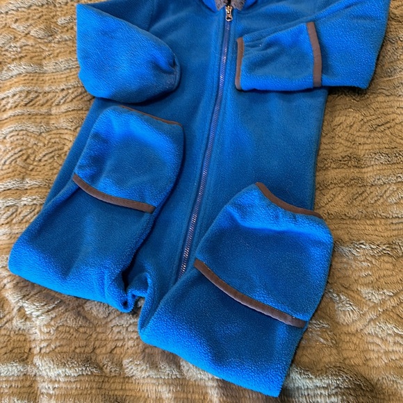 Columbia - Picture 2 of 5